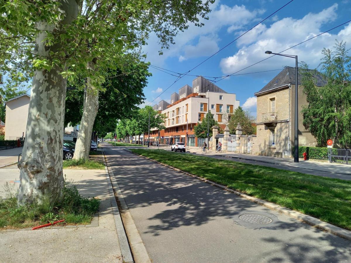 Studio Avec Terrasse En Residence Calme A Dijon. Exterior photo